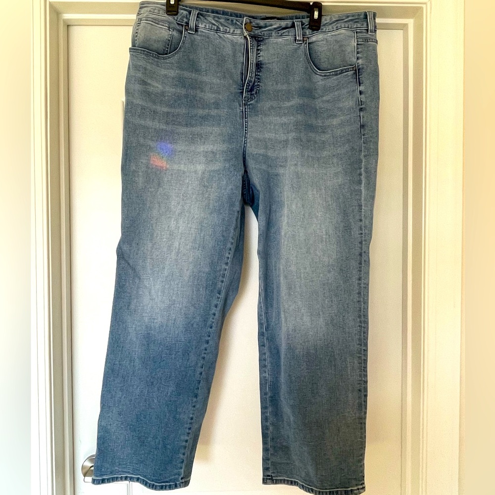 NWOT Universal Standard straight leg jeans